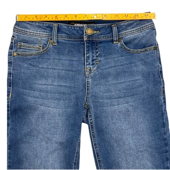 Jordache Modern Med Rise Light Wash Skinny, Stretch Denim Jeans Woman's Size 2 - Picture 6 of 15